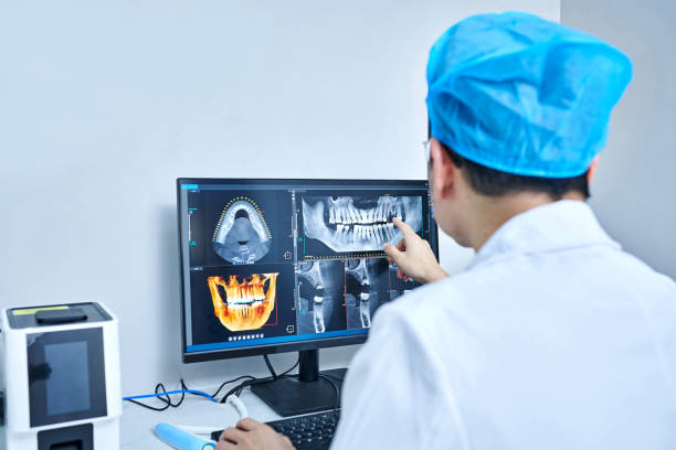 Best Emergency Denture Repair in Savoy, IL